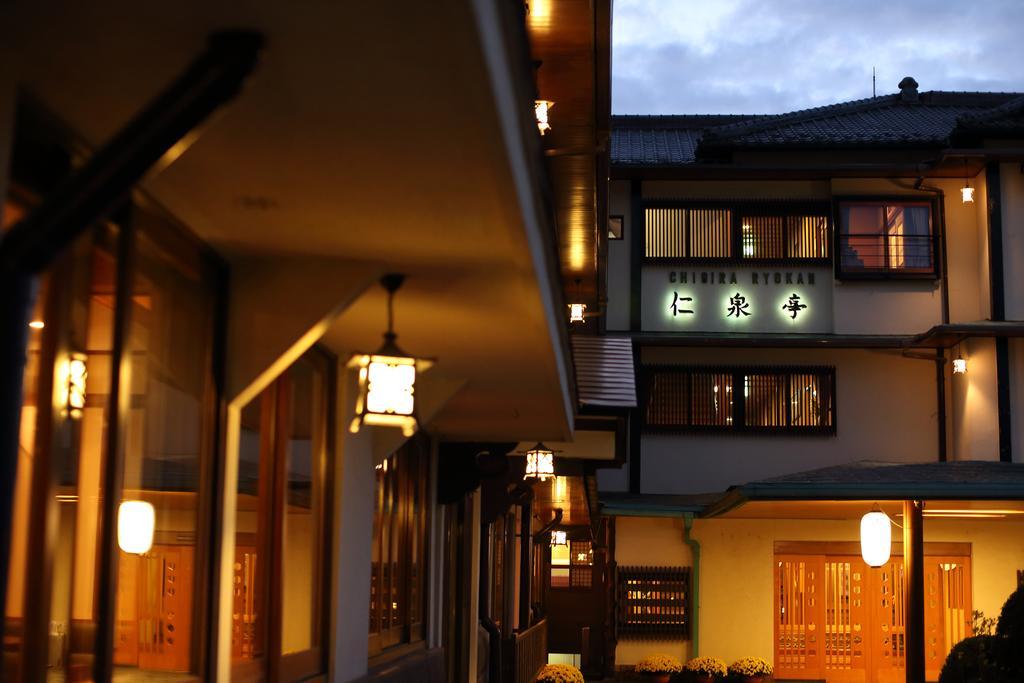 Chigira Jinsentei Hotel Shibukawa Bagian luar foto
